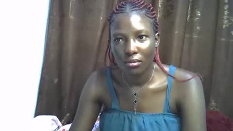 cute_emmy1 online show from January 18, 12:07 am