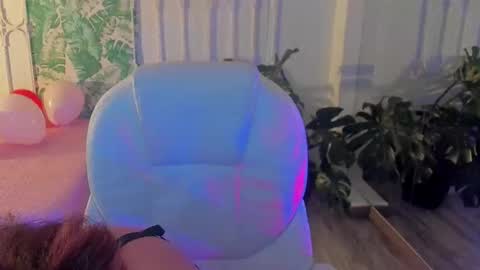 Sofa  online show from January 12, 8:25 pm