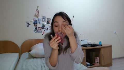 labubu D online show from December 3, 11:18 pm