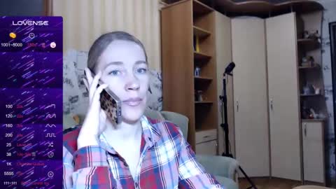 Snapshot of cute_lion_ chatting on February 15, 9:49 am cute_lion_ online show from February 15, 9:49 am