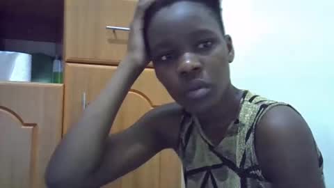 Snapshot of cute_marion chatting on February 2, 6:04 am cute_marion online show from February 2, 6:04 am