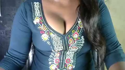 alia online show from May 26, 2:11 am