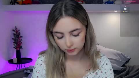 Eva online show from February 4, 2:43 pm