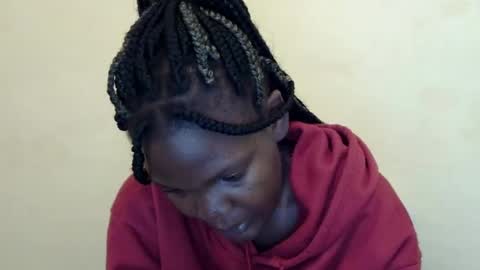 Snapshot of cute_roxie chatting on December 16, 7:37 am cute_roxie online show from December 16, 7:37 am