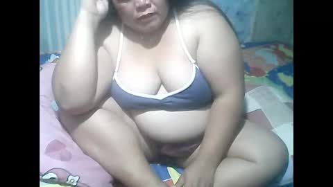cutechubbyasian online show from April 21, 2:35 pm