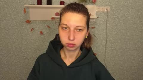 Elli online show from November 27, 5:10 am