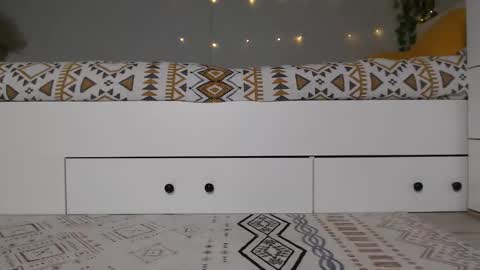 Anna online show from December 19, 7:44 am