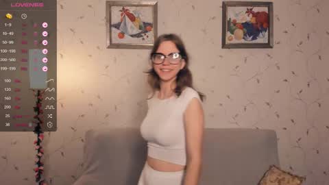 Melisa online show from October 31, 8:02 pm