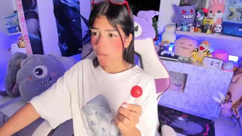 Snapshot of cutestephuwu chatting on March 8, 1:15 am  - independent model online show from March 8, 1:15 am