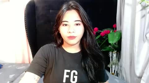 cute online show from January 10, 9:47 am