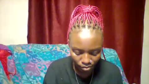 cutey_lunar online show from January 29, 10:11 pm