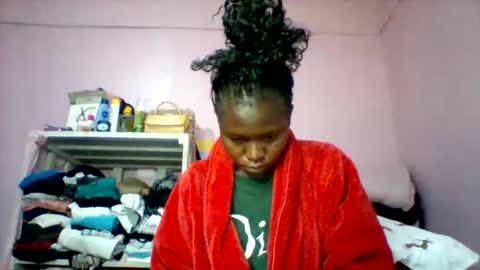 cutezola online show from September 21, 3:27 am
