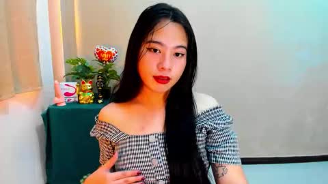 cutie_asianwoman online show from October 15, 7:33 am