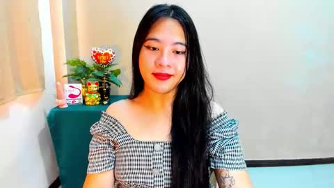 cutie_asianwoman online show from October 12, 6:49 am