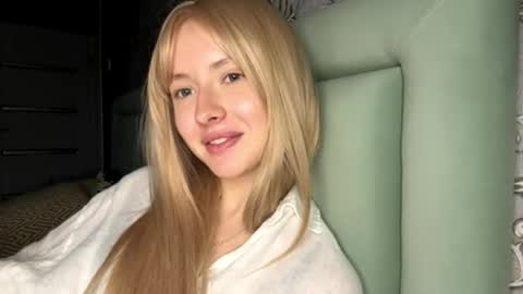 Vanessa online show from April 20, 8:01 pm