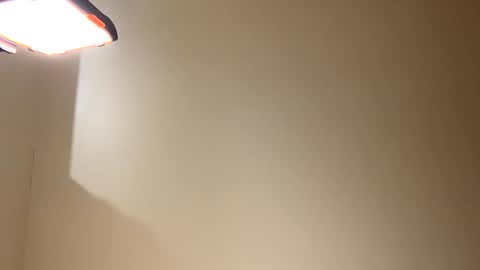 cutieeeva online show from February 23, 2:56 am