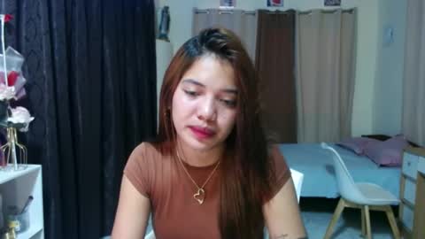 cutiepinay_chesca online show from March 12, 10:28 pm