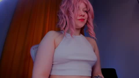 CutieSue online show from May 11, 11:01 am