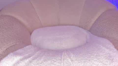 Snapshot of cutte_hanna18 chatting on September 12, 7:54 pm Hannah online show from September 12, 7:54 pm