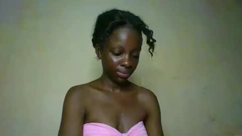 Snapshot of cutty_teshy chatting on January 20, 6:43 pm cutty_teshy online show from January 20, 6:43 pm
