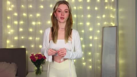 EMILY online show from December 11, 2:00 pm