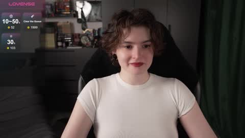 Helen Blossom online show from March 28, 1:54 pm