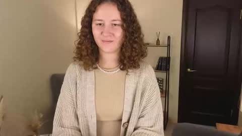 Snapshot of cynthia_myers chatting on October 17, 1:36 pm Lola online show from October 17, 1:36 pm
