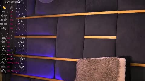 Ivy online show from February 25, 4:03 am