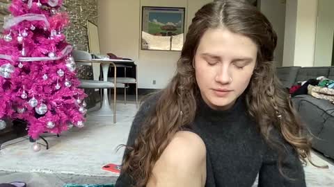 Belle  Email daddydaycarecb  online show from January 18, 7:54 pm