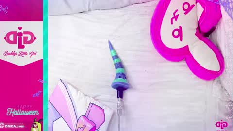 Im Andrea Nice to see you here  I love patterns soo much online show from October 30, 12:35 am