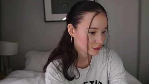 Daddys Trouble online show from November 6, 3:34 am