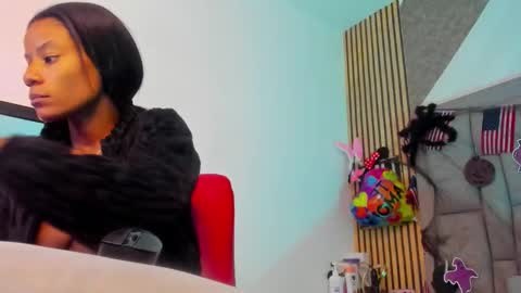 daffnelewis online show from October 20, 11:24 am