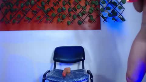 Dafne Castro online show from November 18, 6:20 pm