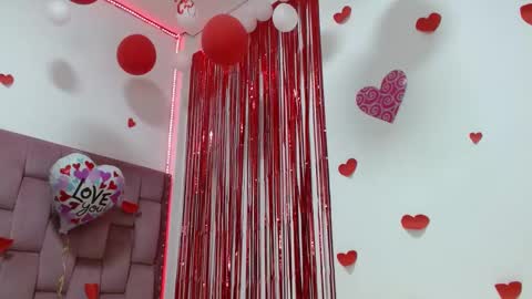 Snapshot of dafnnee_ross chatting on February 14, 12:14 pm DAFNNE online show from February 14, 12:14 pm