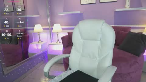 Dahlia Grey online show from October 2, 11:59 am