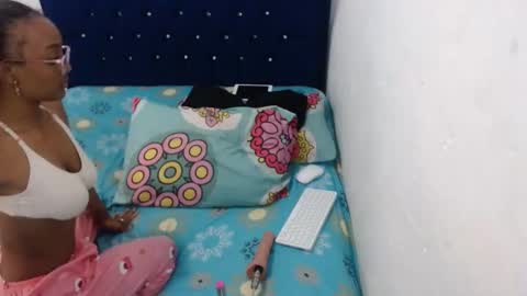 daisha_becker online show from January 30, 12:48 pm