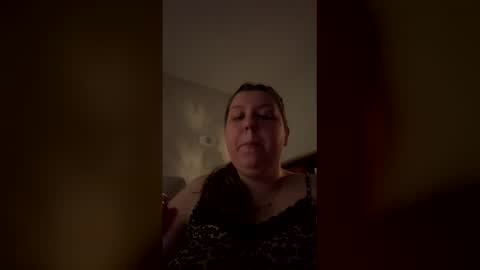 daisylover2069 online show from March 18, 2:16 am