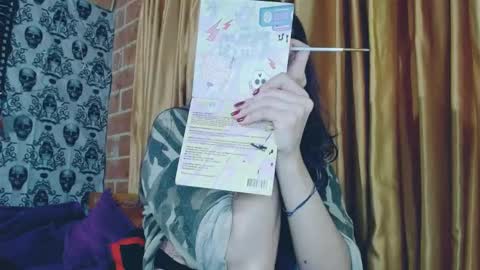    --  -- help me reach 100 hands up  online show from February 22, 11:54 pm