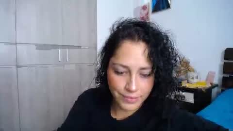Snapshot of dakota01_ chatting on December 16, 7:00 pm IG dakotasofiaa online show from December 16, 7:00 pm