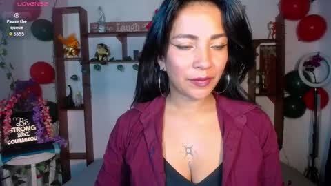 dakota_ro online show from December 22, 7:50 pm