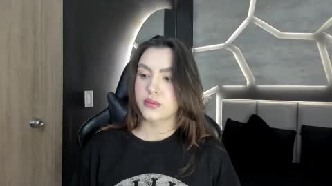 Dakota  online show from January 7, 7:17 pm