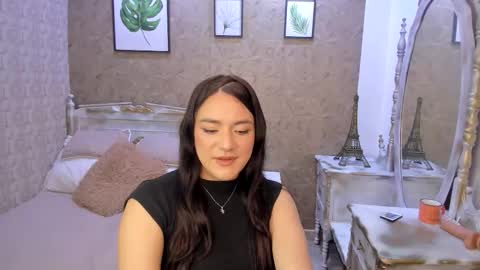 dali_collin online show from September 12, 4:25 pm