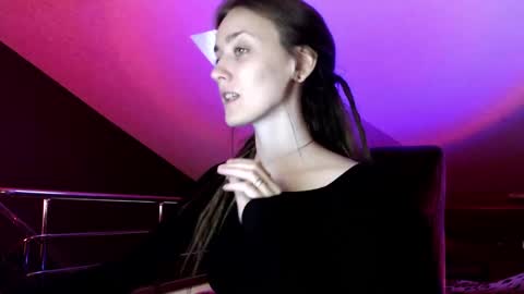 Snapshot of dalia_peach chatting on January 17, 10:11 am Dalia online show from January 17, 10:11 am