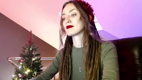 Snapshot of dalia_peach chatting on December 27, 10:23 am Dalia online show from December 27, 10:23 am