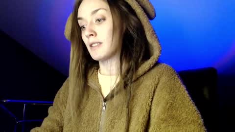 Snapshot of dalia_peach chatting on December 3, 3:11 pm Dalia online show from December 3, 3:11 pm