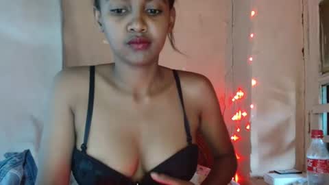 dallyarose online show from February 16, 1:22 pm