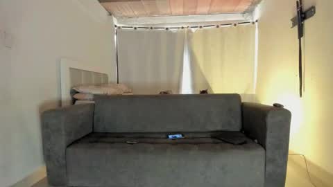 Dayana  online show from February 7, 9:40 pm