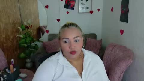 danalaleska online show from February 3, 6:22 am