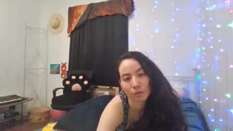 Lea lei-a online show from September 16, 9:28 am