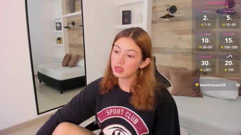 D A N I A online show from December 5, 2:00 am